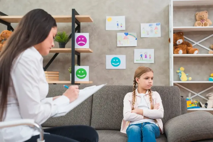 psicologia infantil y juvenil, beneficios ventajas y claves para elegir un psicologo especializado