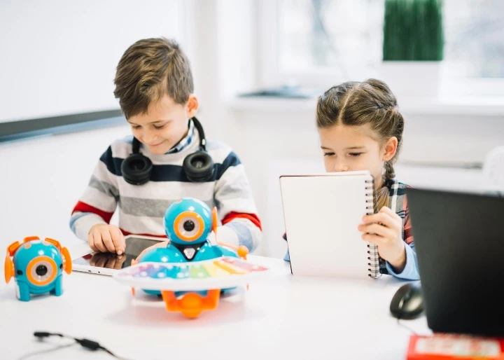 Inteligencias múltiples en la infancia_ lingüística, intrapersonal y cinestésica (1)