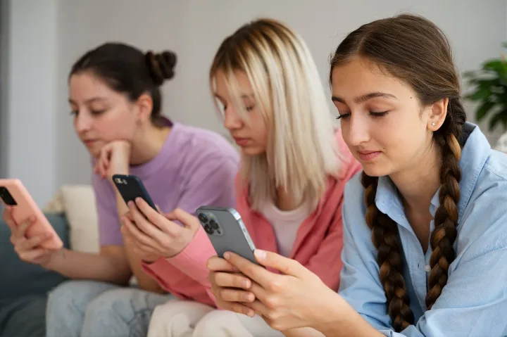 adiccion a redes sociales adolescentes
